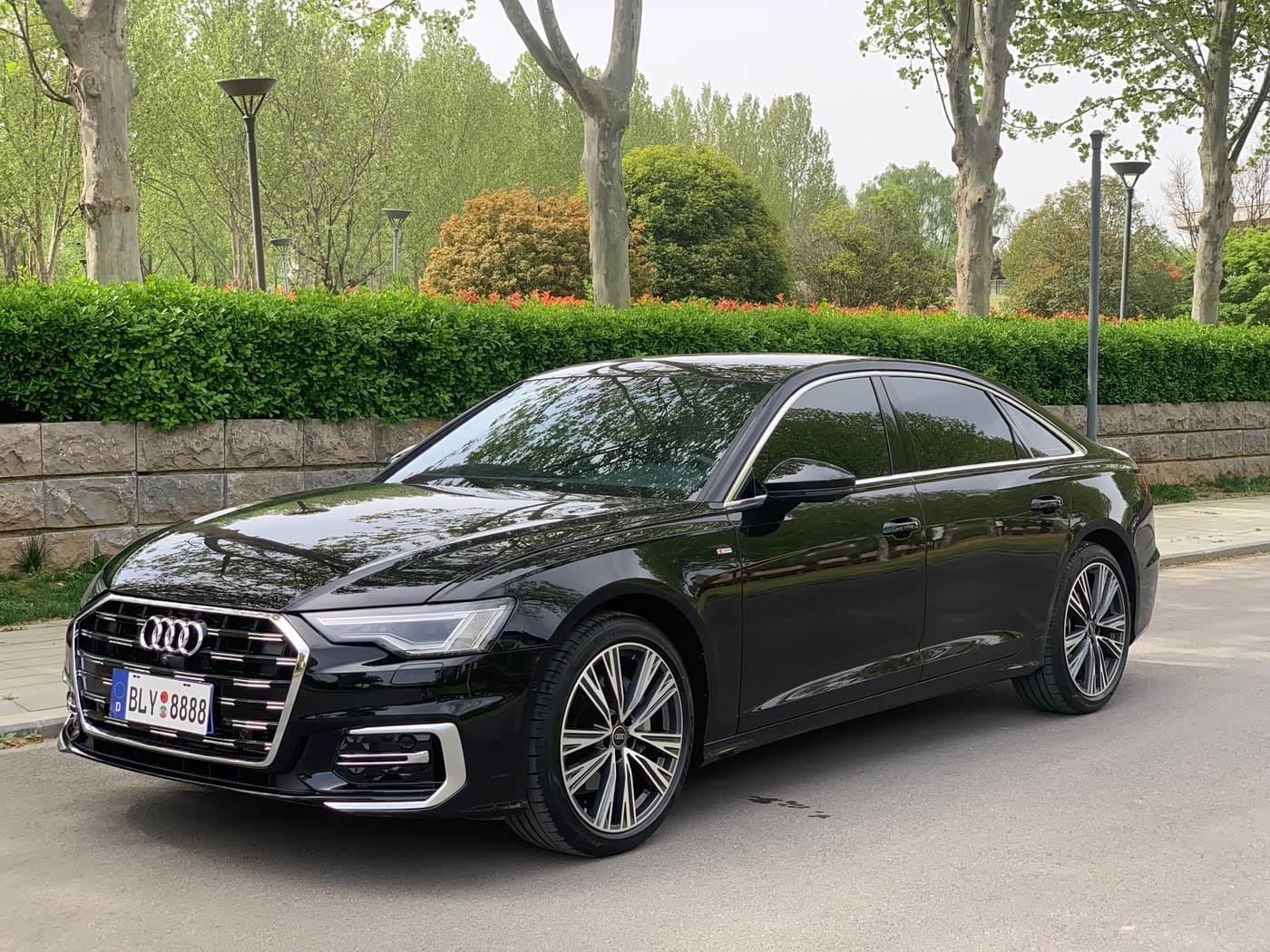 2024 Audi A6L Black, 12,000 km, China export – photo 3