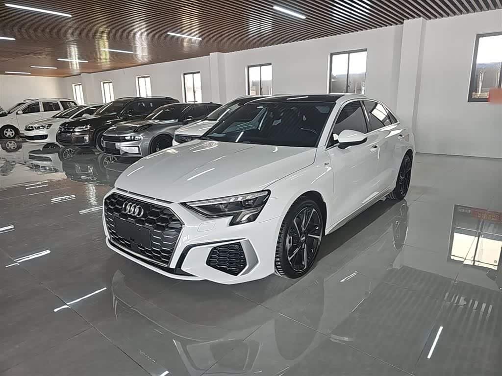 2021 Audi A3 White, 35,400 km, China export – photo 1