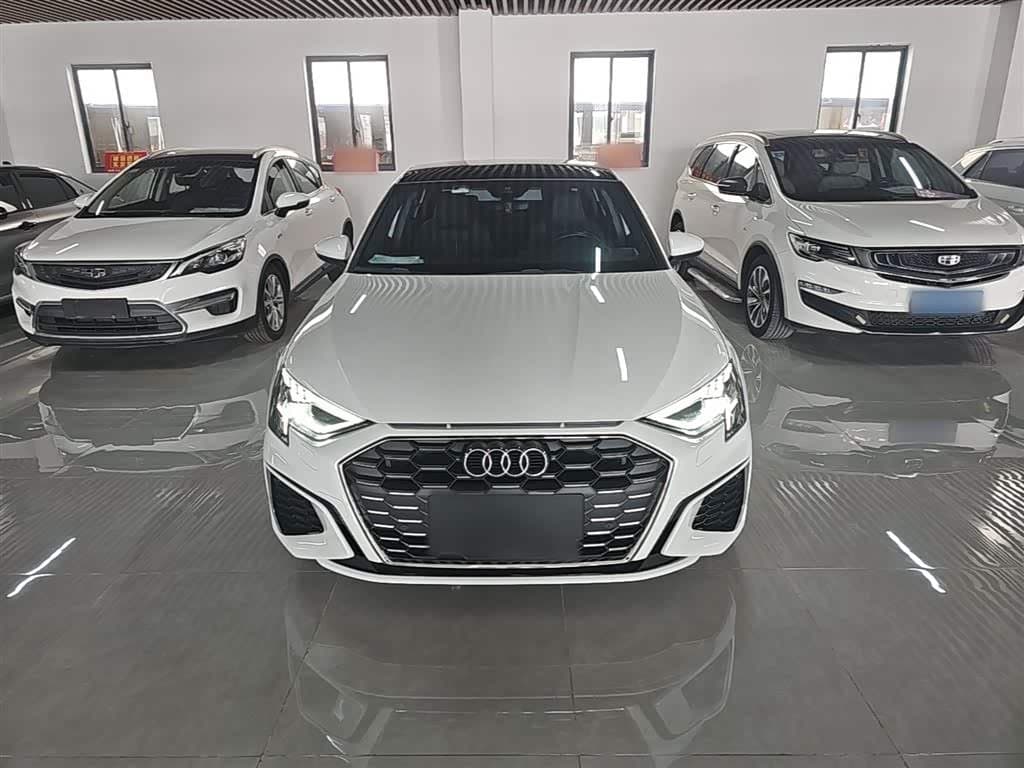 2021 Audi A3 White, 35,400 km, China export – photo 3