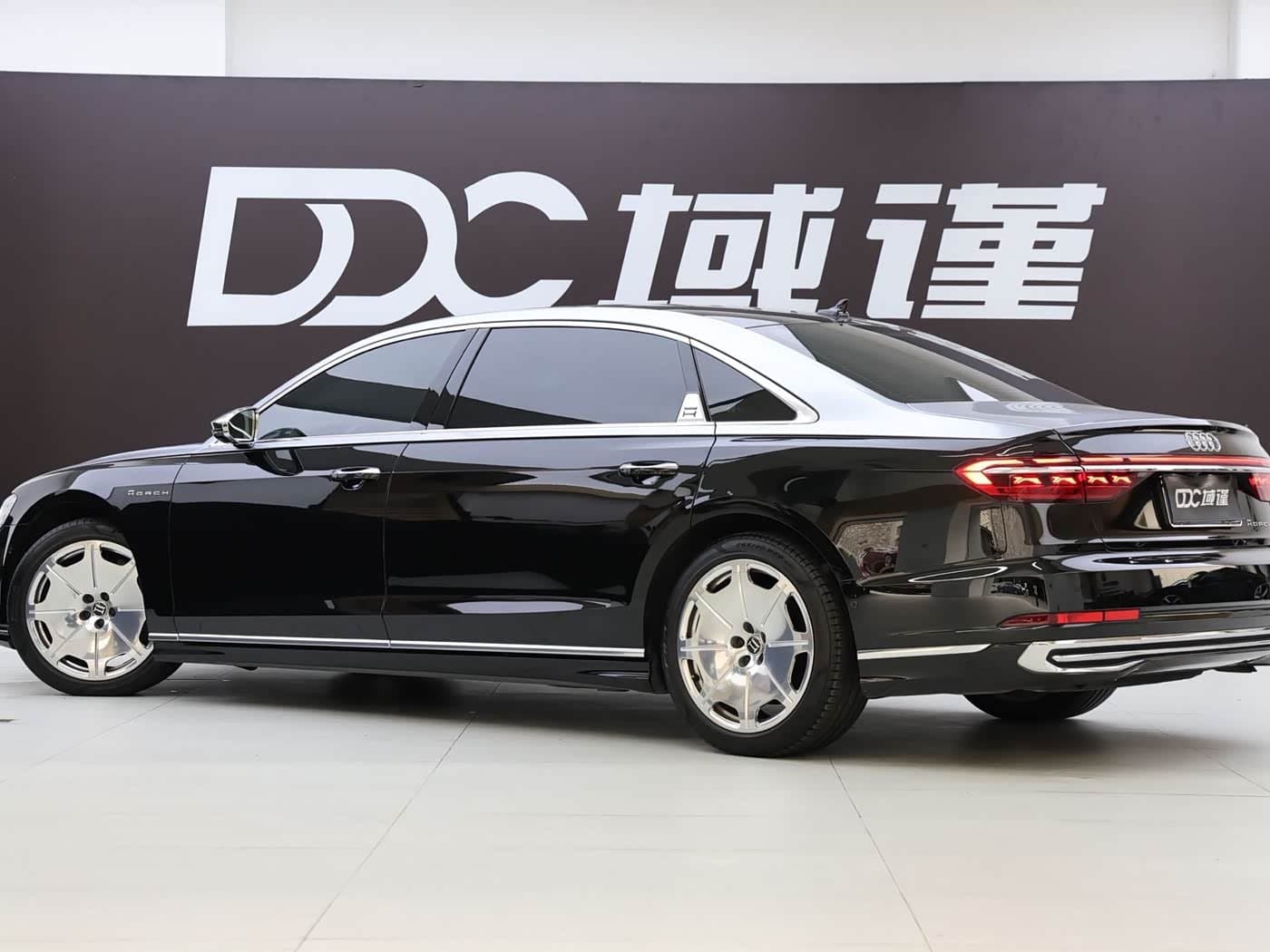 2022 Audi A8 Black, 78,000 km, China export – photo 6