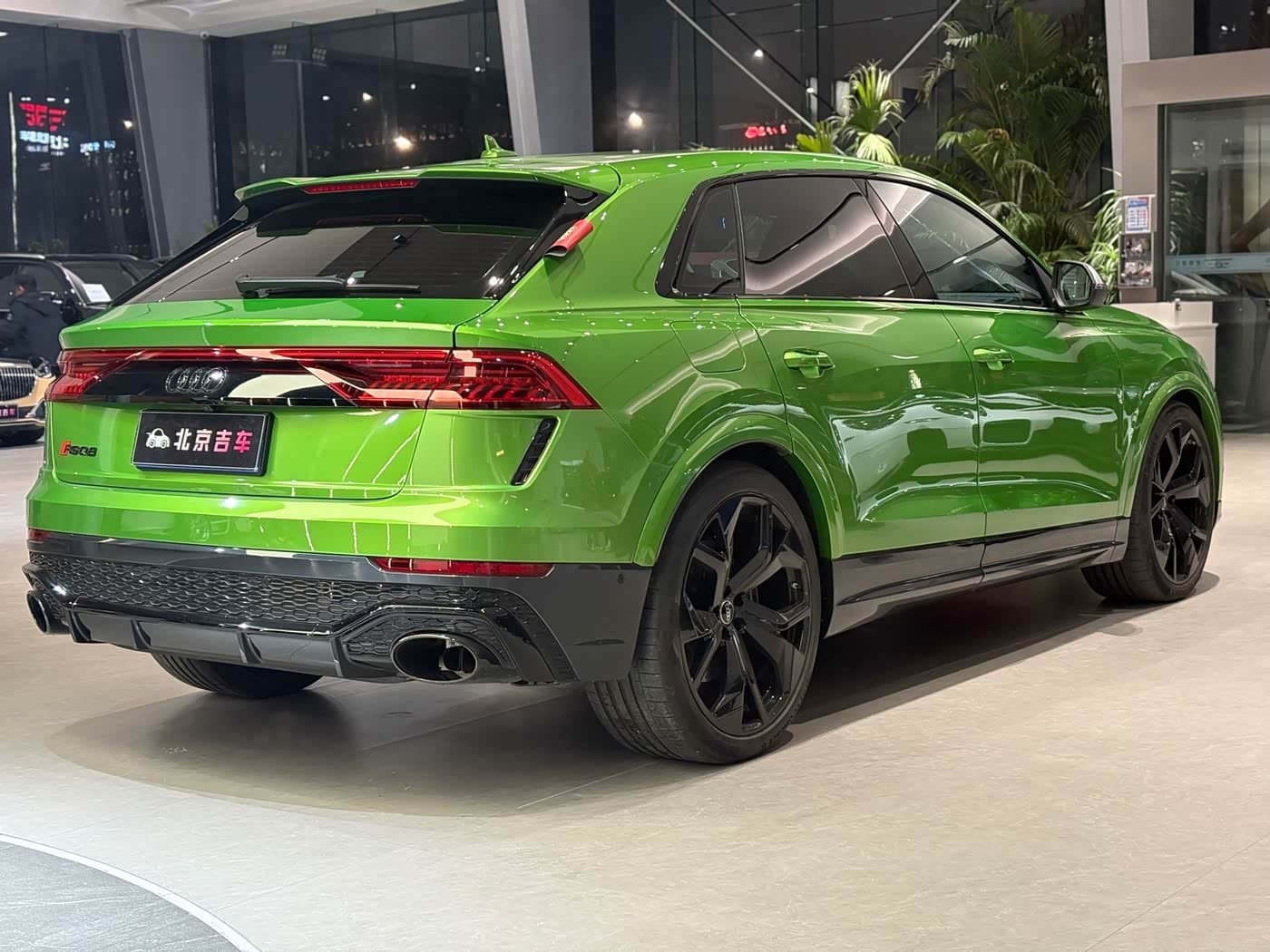 2021 Audi RS Q8 Green, 33,100 km, China export – photo 6