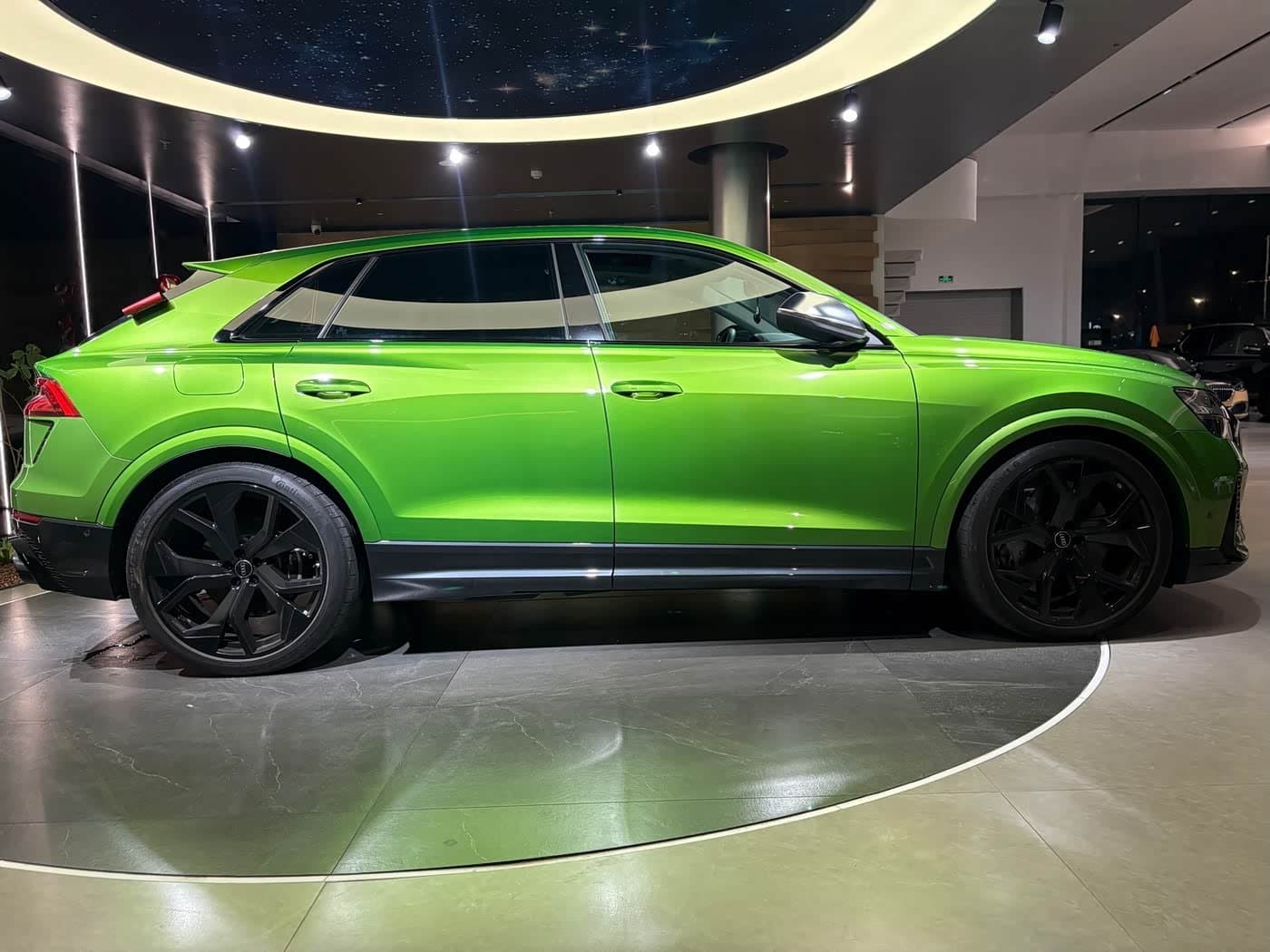 2021 Audi RS Q8 Green, 33,100 km, China export – photo 7
