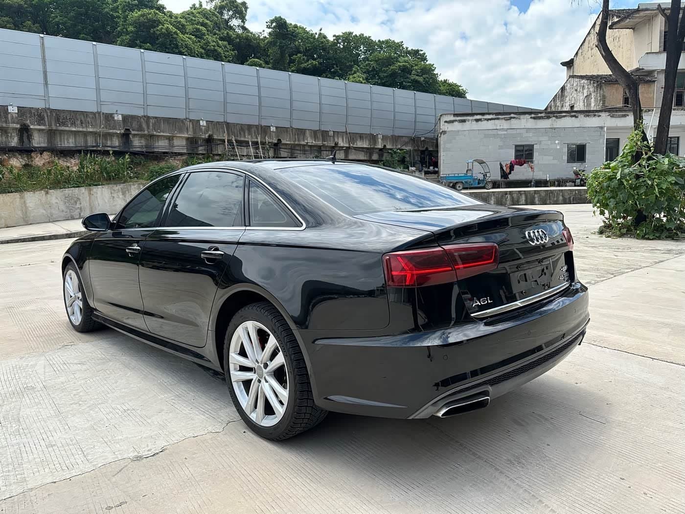 2017 Audi A6L Black, 78,000 km, China export – photo 7