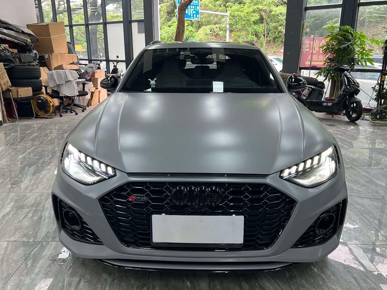 2020 Audi RS 4 银灰色, 21,000 km, China export – photo 2