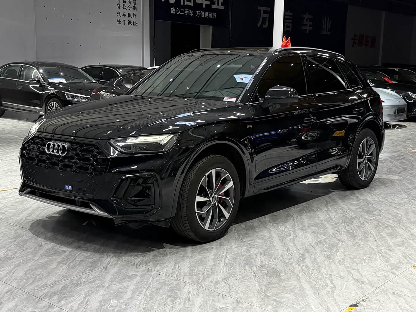 2023 Audi Q5L Black, 10,000 km, China export – photo 2