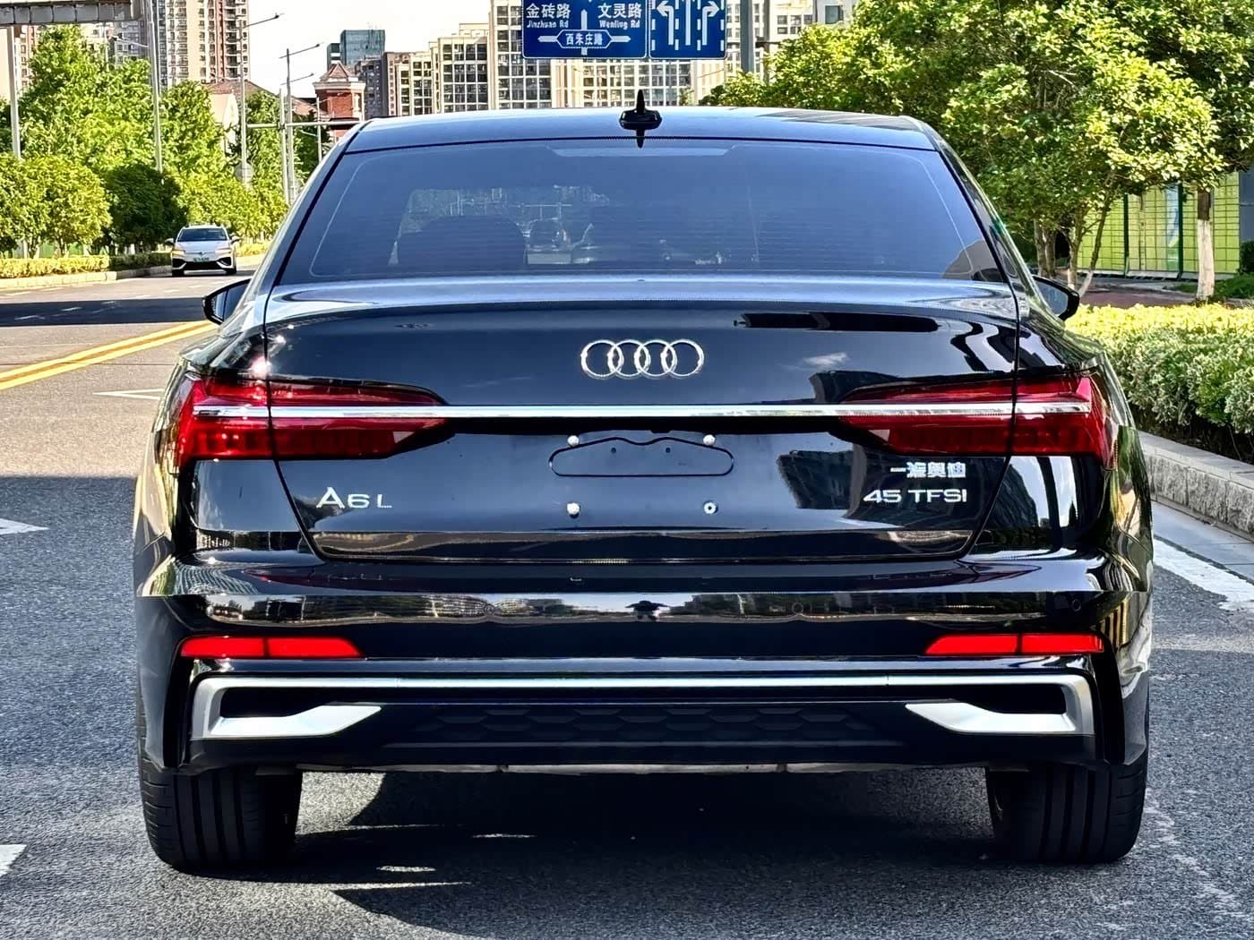 2025 Audi A6L Black, 8,000 km, China export – photo 6