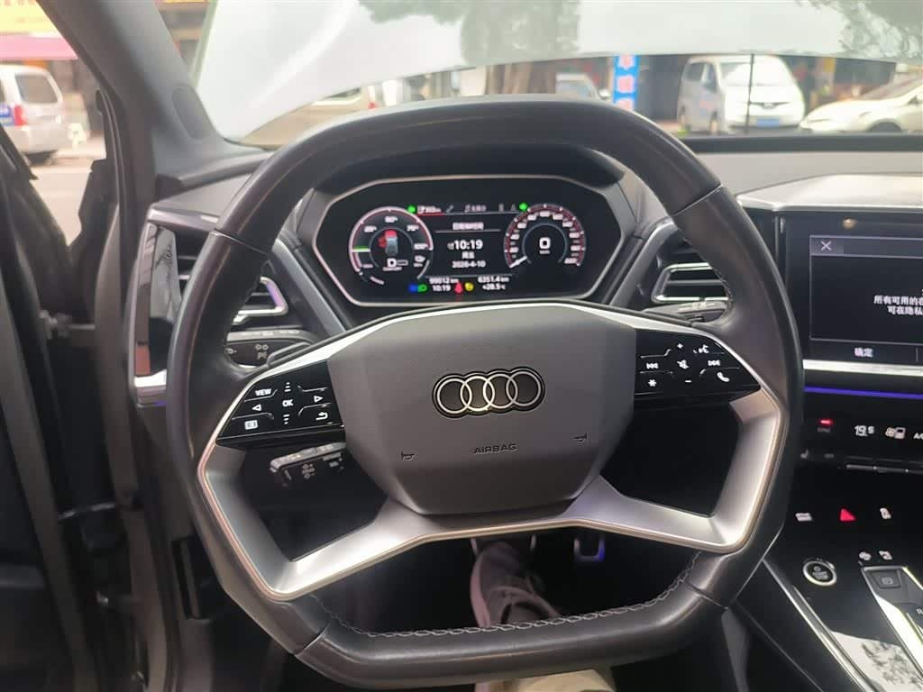 2023 Audi Q4 e-tron 银灰色, 99,000 km, China export – photo 7