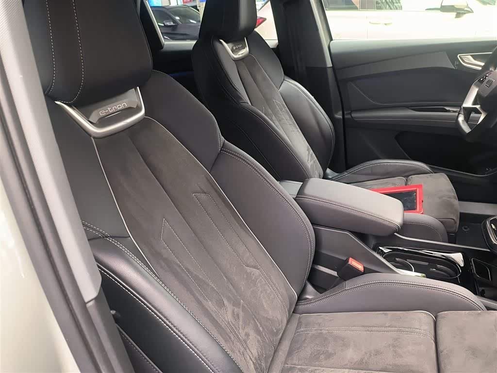 2023 Audi Q4 e-tron 银灰色, 99,000 km, China export – photo 4