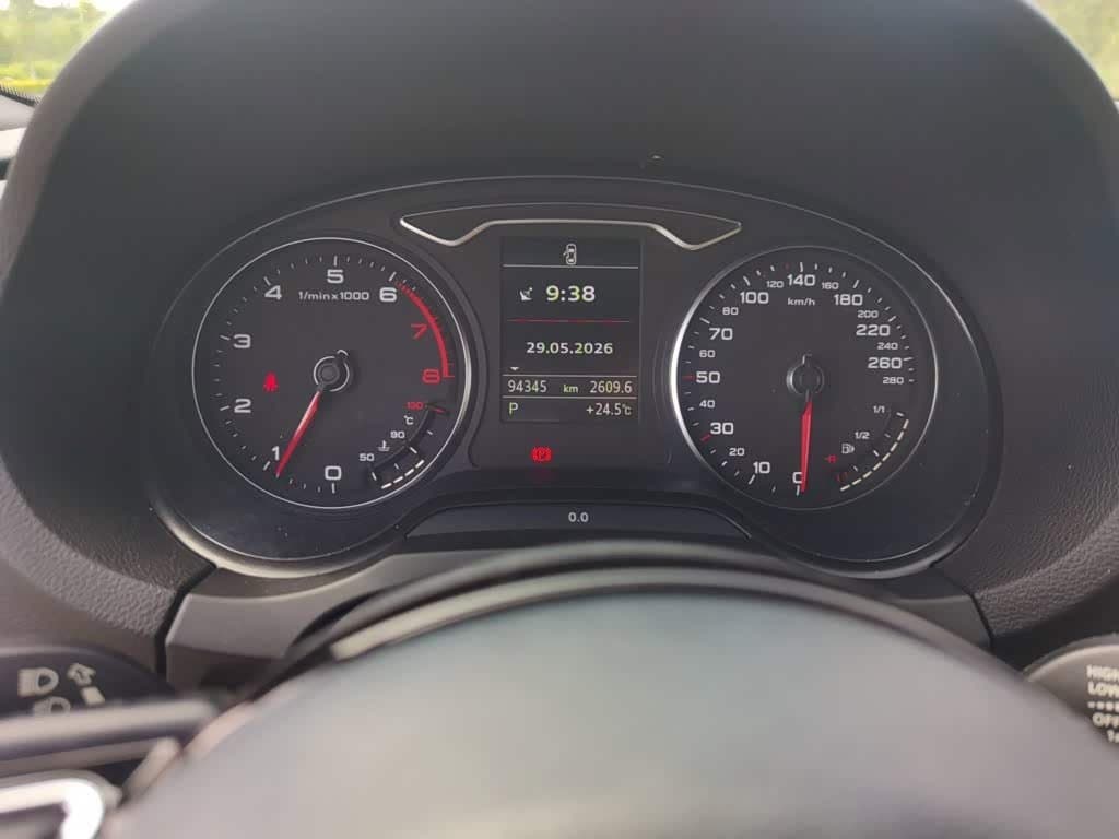 2015 Audi A3 White, 94,300 km, China export – photo 5