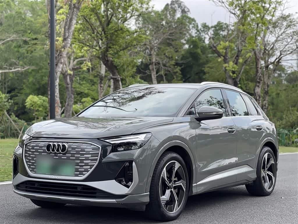 2023 Audi Q4 e-tron 银灰色, 99,000 km, China export – photo 1