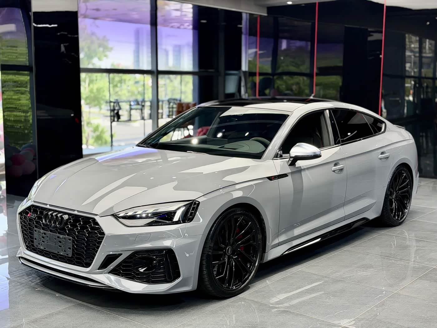 2021 Audi RS 5 银灰色, 32,000 km, China export – photo 1