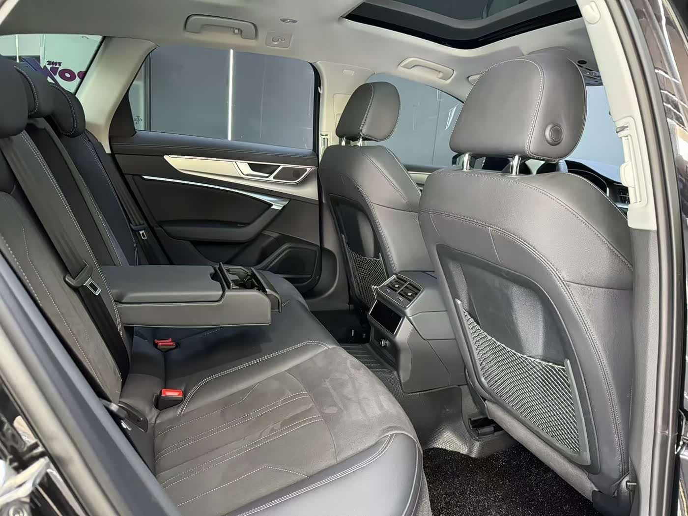 2023 Audi A6 Black, 20,000 km, China export – photo 6