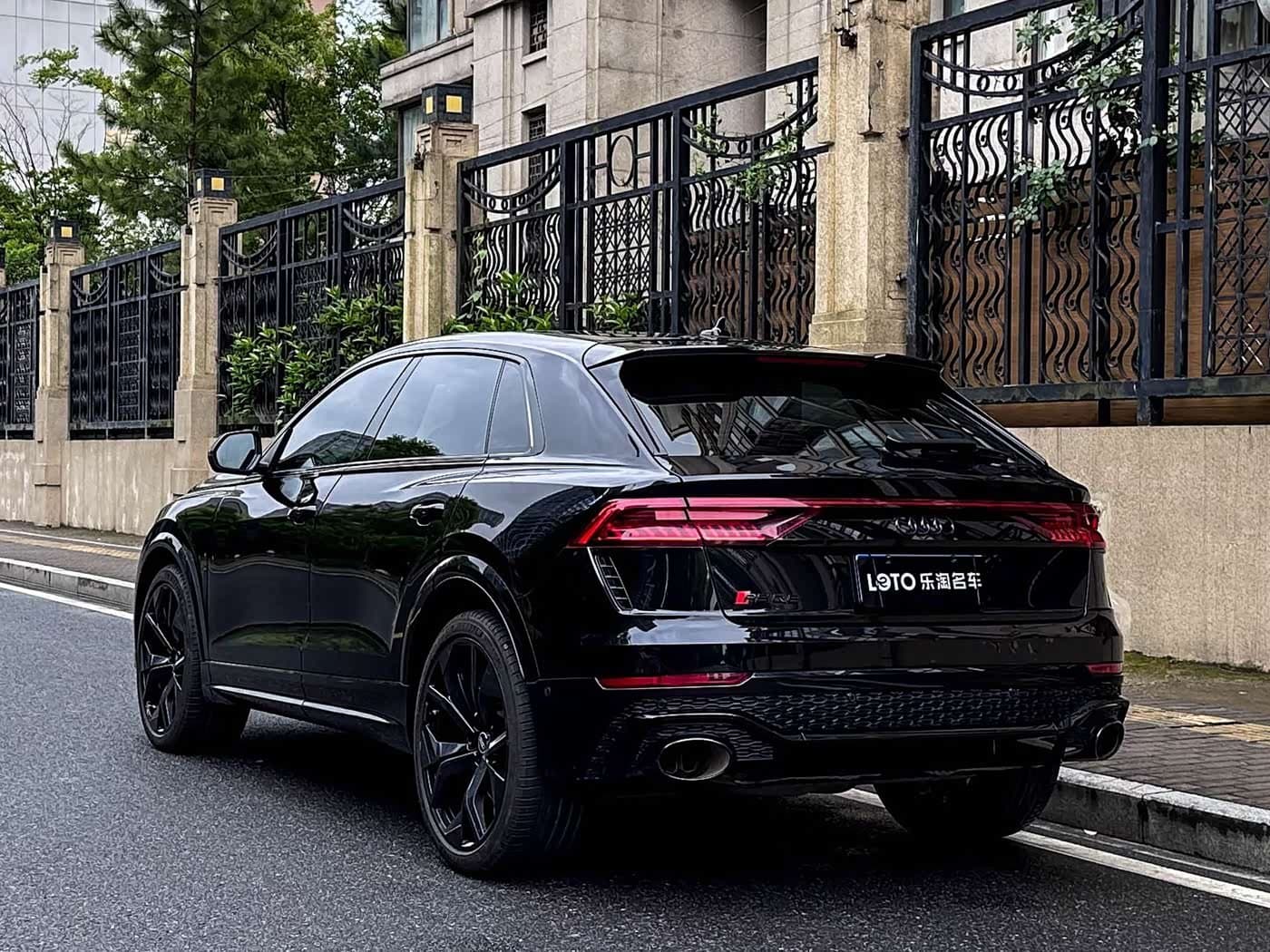 2021 Audi RS Q8 Black, 61,000 km, China export – photo 4