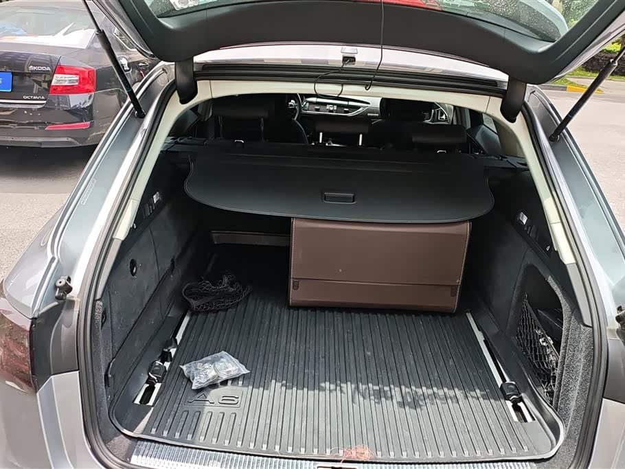 2016 Audi A6 银灰色, 118,500 km, China export – photo 4