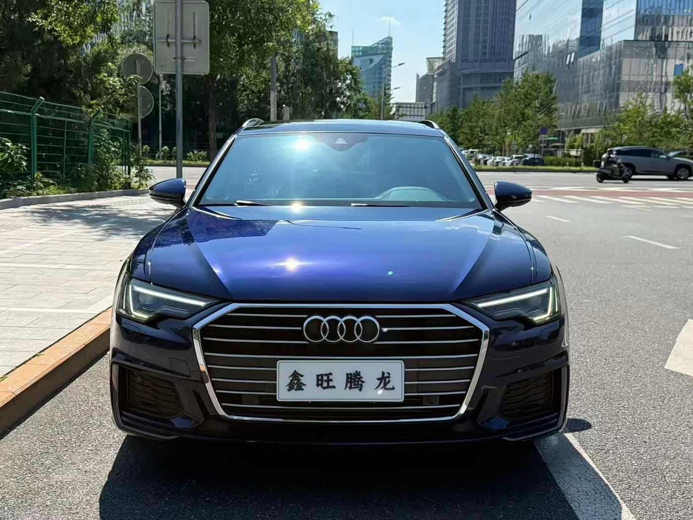 2020 Audi A6 Blue, 97,000 km, China export – photo 2