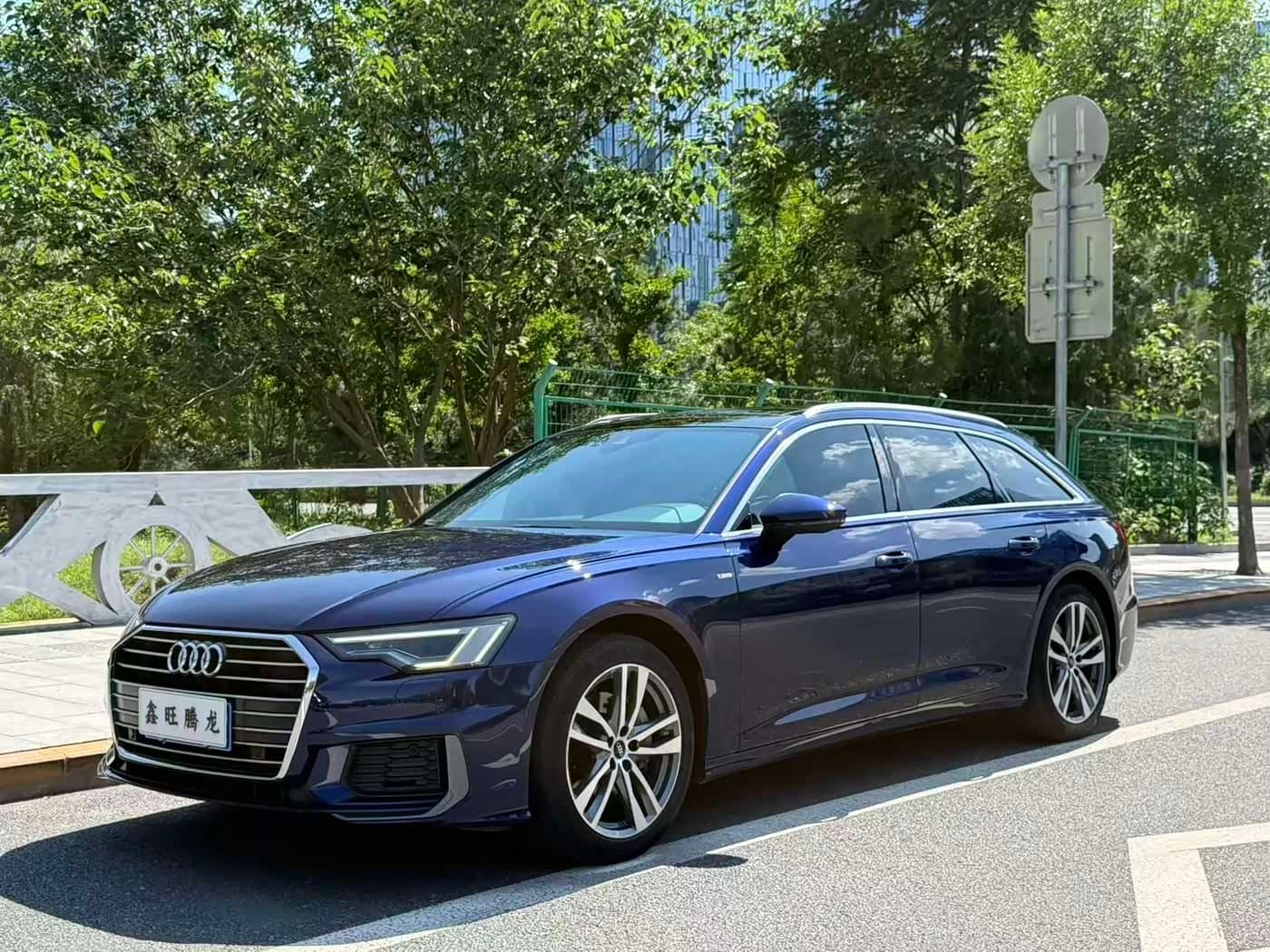 2020 Audi A6 Blue, 97,000 km, China export – photo 1
