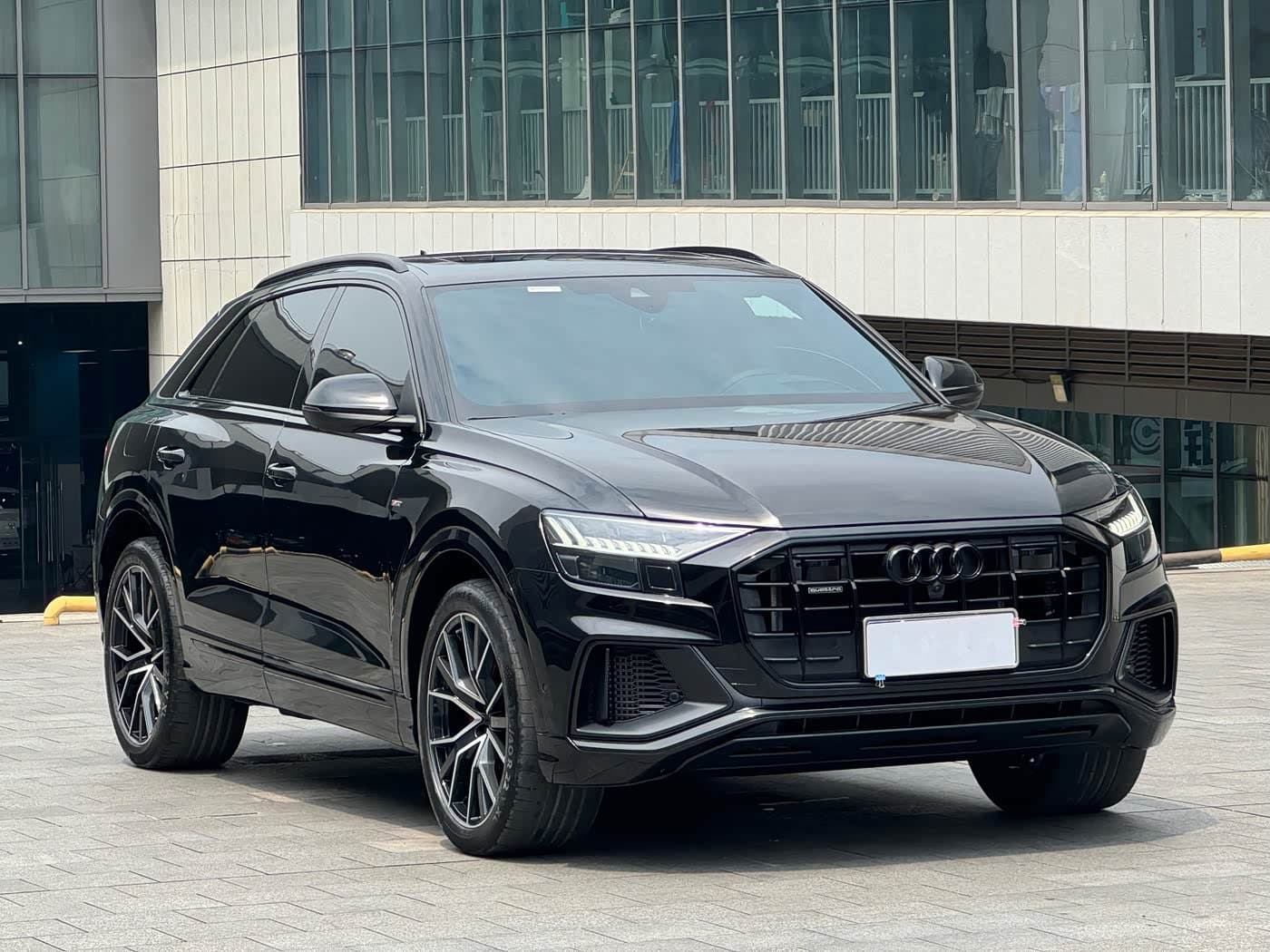2021 Audi Q8 Black, 33,000 km, China export – photo 3