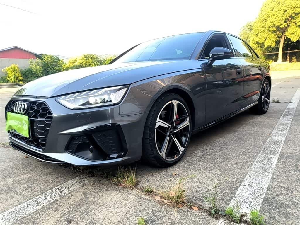 2021 Audi A4L 银灰色, 47,100 km, China export – photo 2