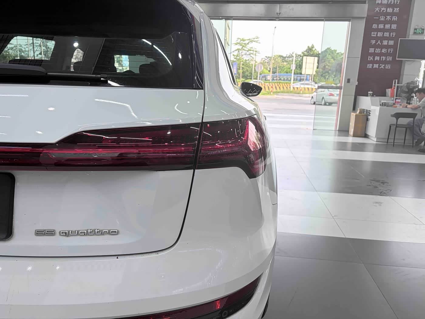 2019 Audi e-tron White, 98,000 km, China export – photo 7