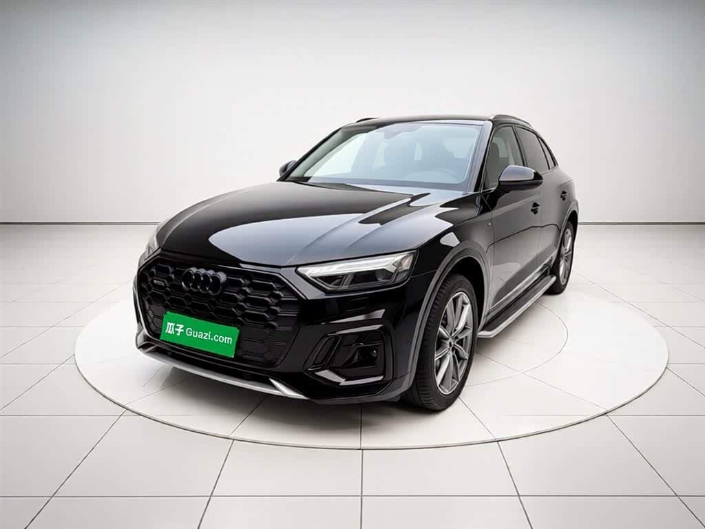 2022 Audi Q5L Black, 12,900 km, China export – photo 2
