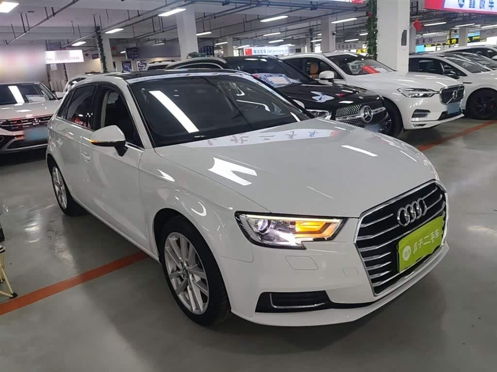 2020 Audi A3 White, 66,700 km, China export – photo 4