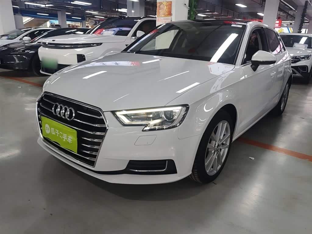 2020 Audi A3 White, 66,700 km, China export – photo 2