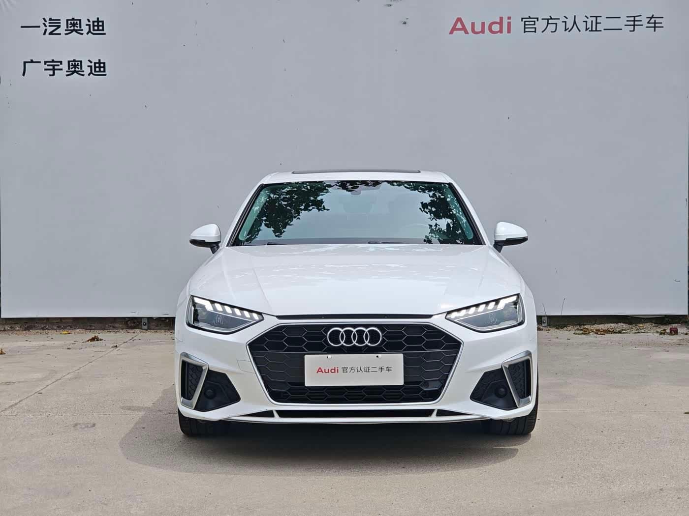 2020 Audi A4L White, 70,000 km, China export – photo 2