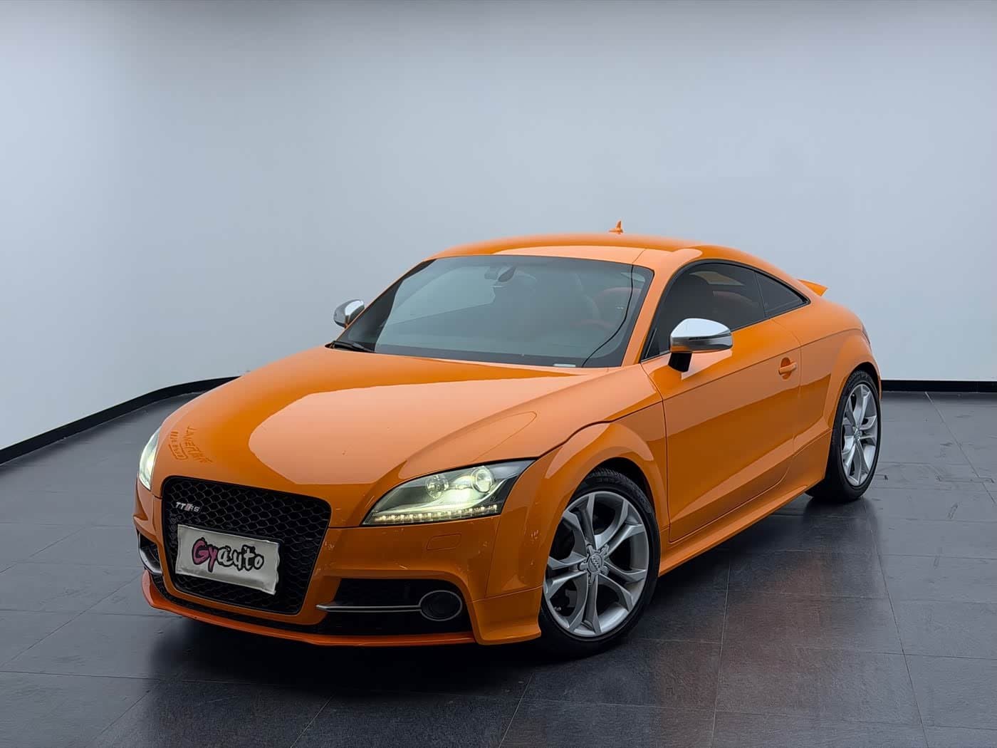 2010 Audi TTS Yellow, 60,000 km, China export – photo 1