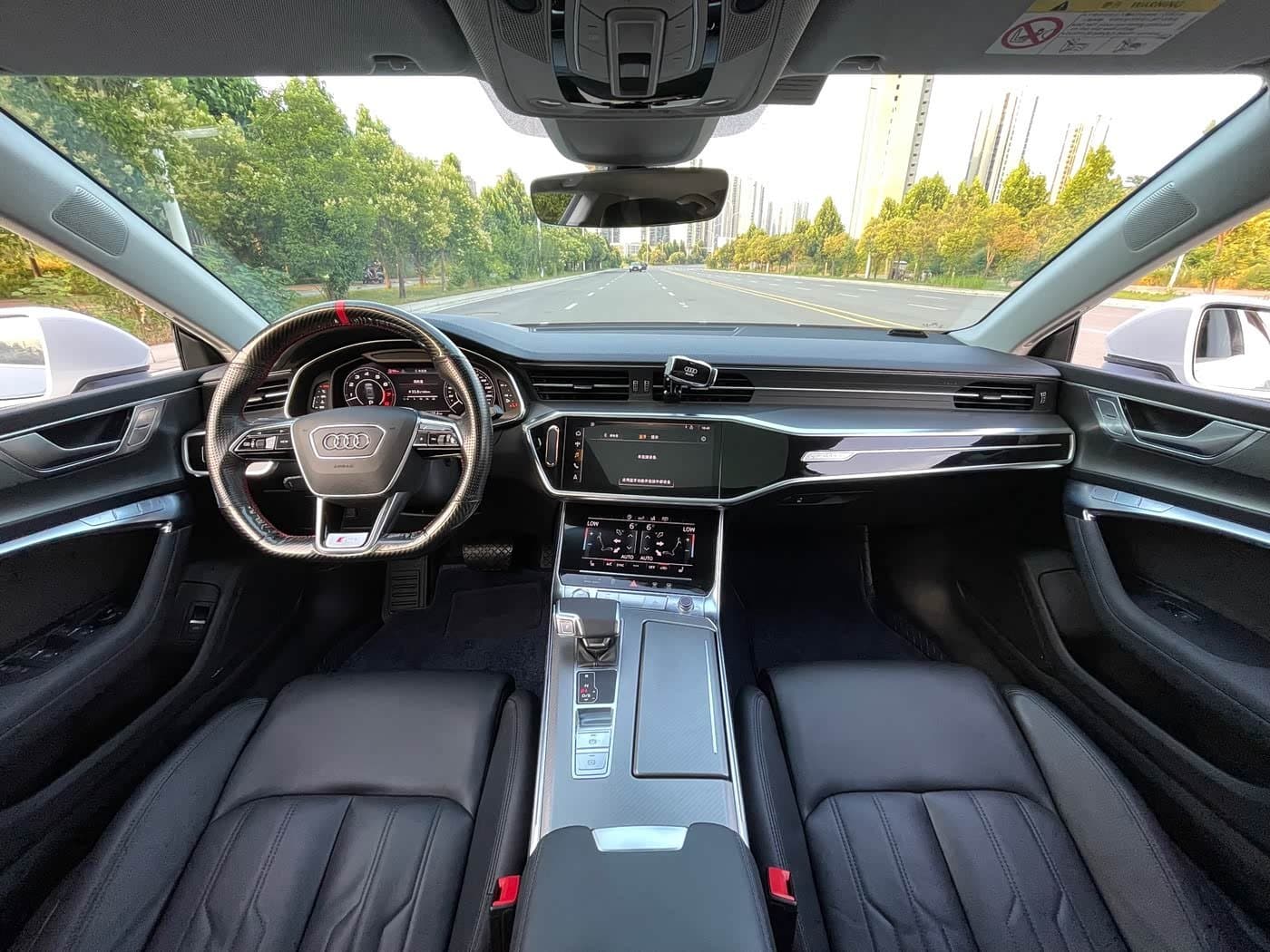 2018 Audi A7 White, 60,000 km, China export – photo 5
