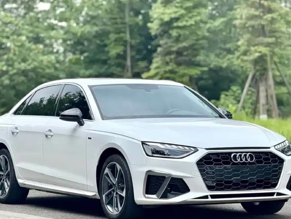 2021 Audi A4L White, 43,000 km, China export – photo 3