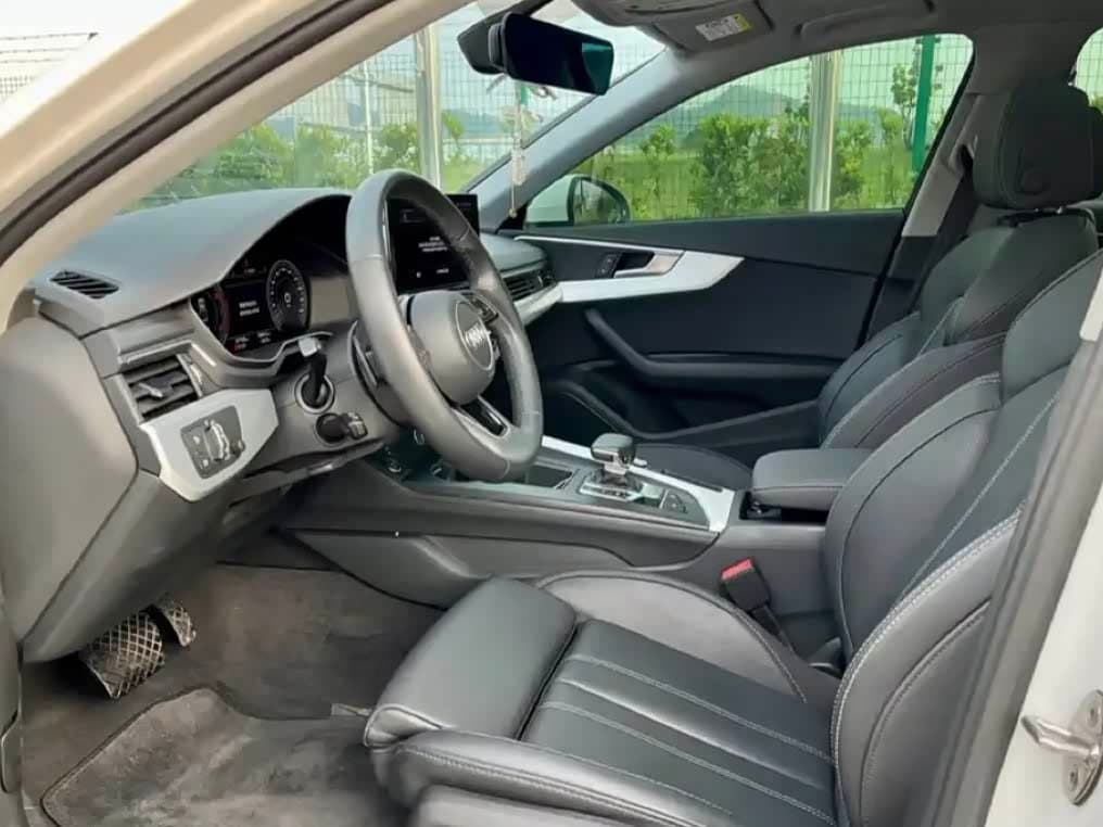 2021 Audi A4L White, 43,000 km, China export – photo 4