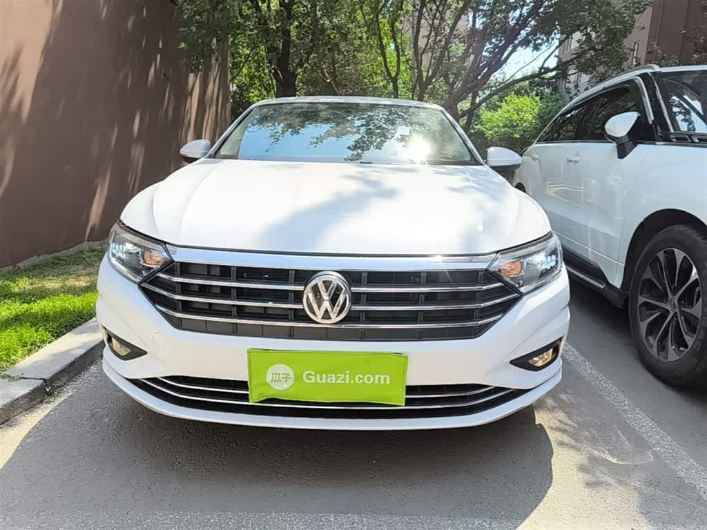 2019 Volkswagen Sagitar White, 65,700 km, China export – photo 3
