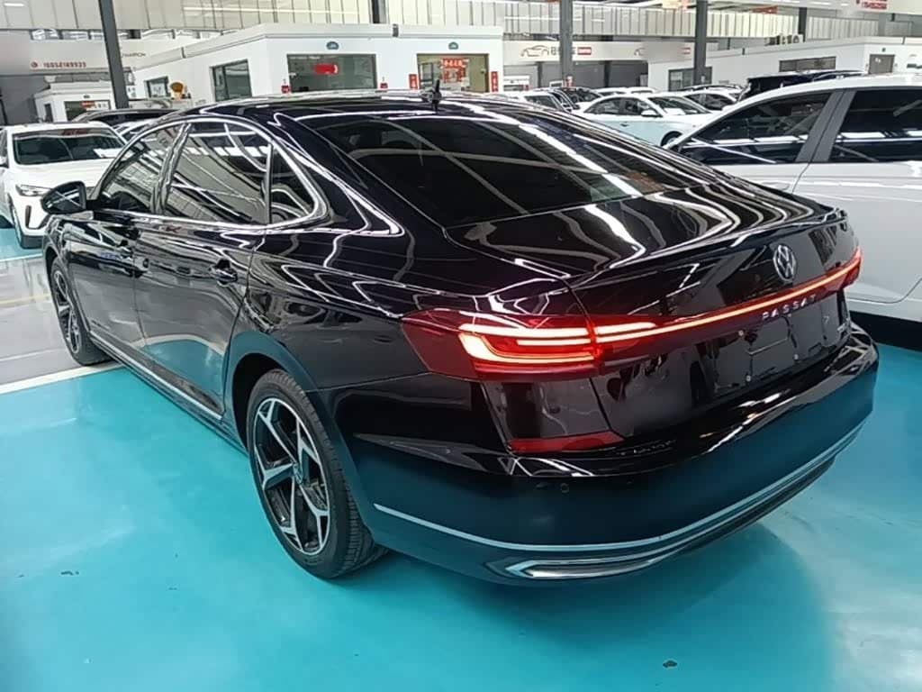 2022 Volkswagen Passat Black, 42,200 km, China export – photo 5
