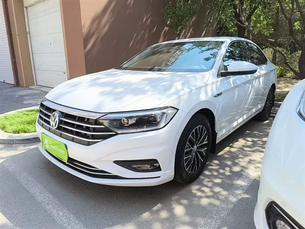 2019 Volkswagen Sagitar White, 65,700 km, China export – photo 1