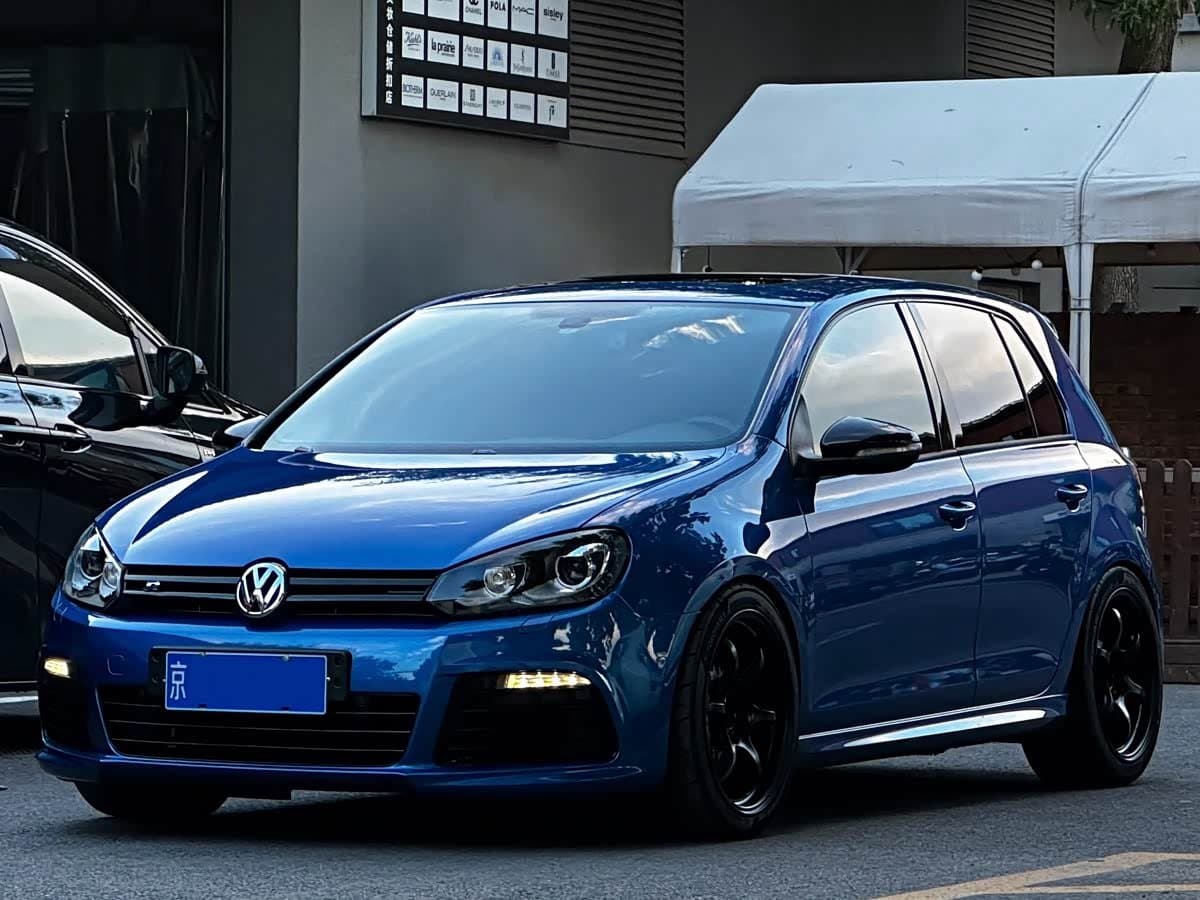 2011 Volkswagen Golf Blue, 14,000 km, China export – photo 1
