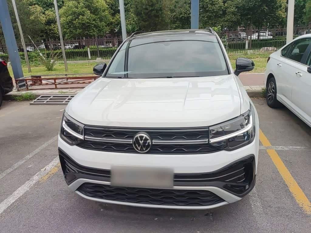 2024 Volkswagen Tharu White, 7,000 km, China export – photo 3