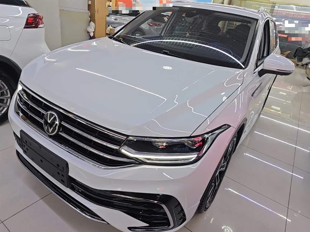 2022 Volkswagen Tiguan L White, 42,400 km, China export – photo 2