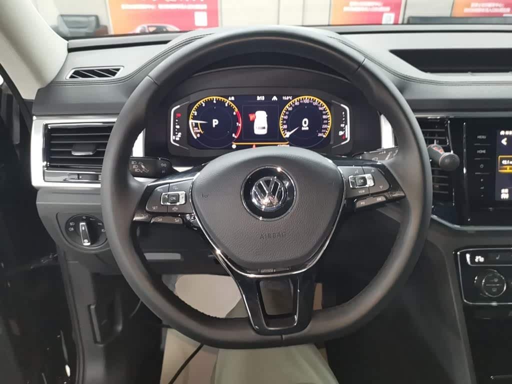 2020 Volkswagen Teramont Black, 62,500 km, China export – photo 7