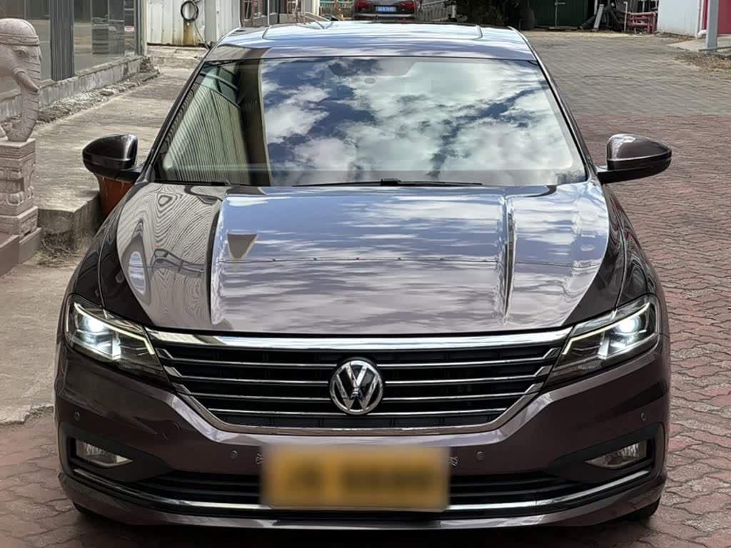 2019 Volkswagen Lavida 银灰色, 66,700 km, China export – photo 3