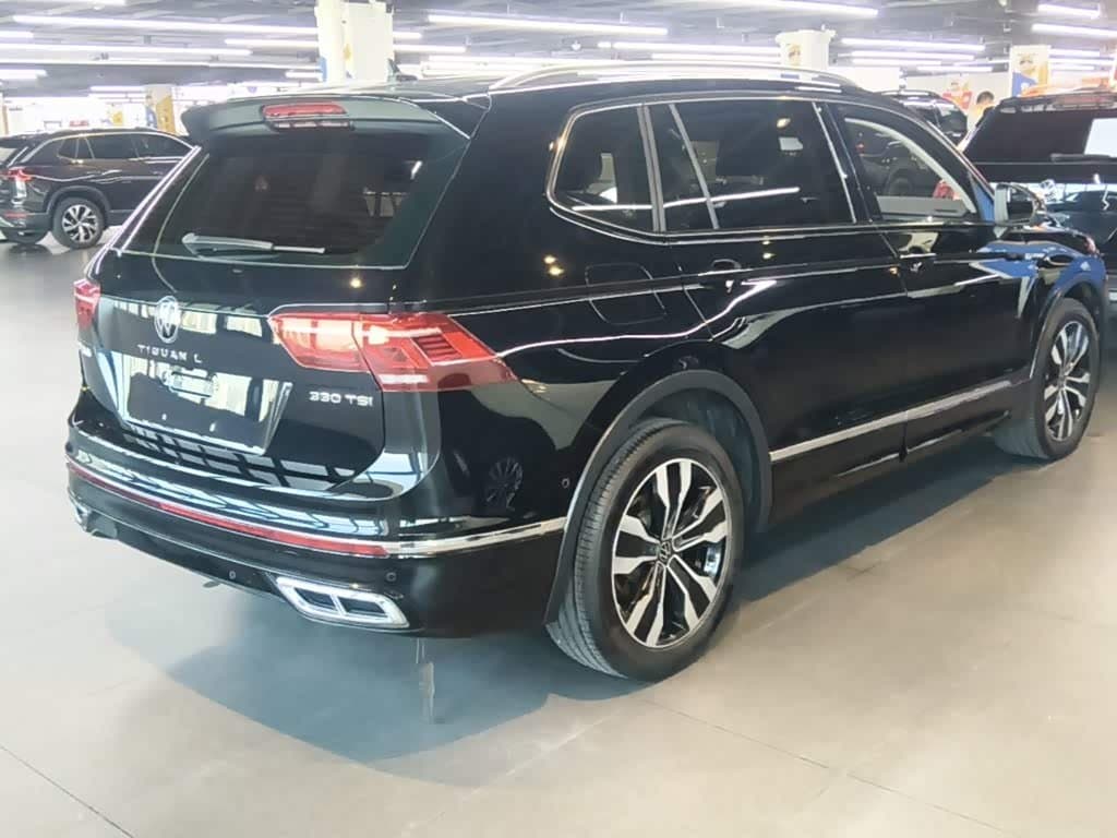 2021 Volkswagen Tiguan L Black, 68,000 km, China export – photo 7