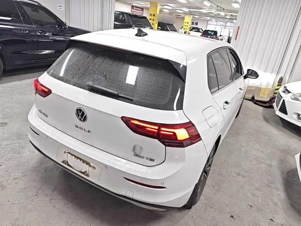 2020 Volkswagen Golf White, 57,400 km, China export – photo 7