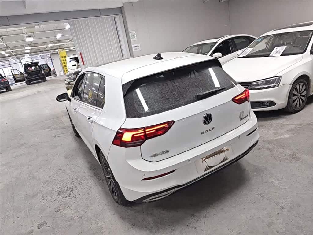 2020 Volkswagen Golf White, 57,400 km, China export – photo 5