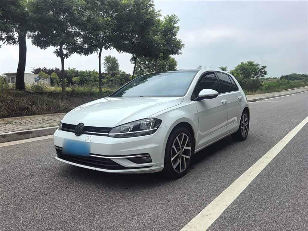 2017 Volkswagen Golf White, 59,700 km, China export – photo 2