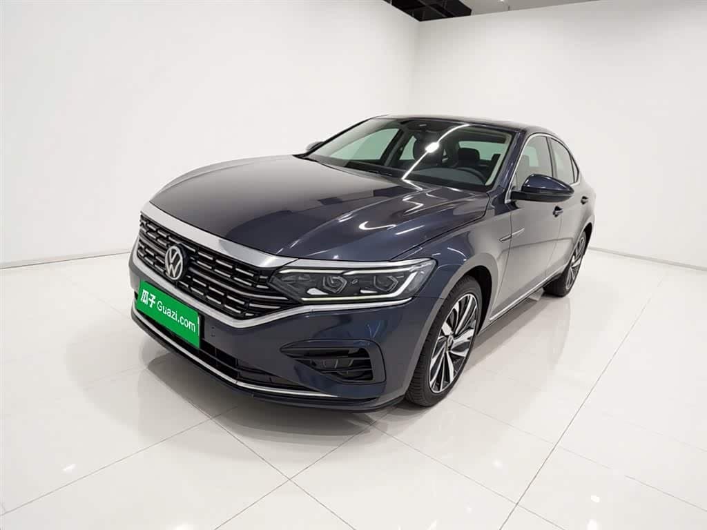 2022 Volkswagen Passat Black, 77,200 km, China export – photo 1