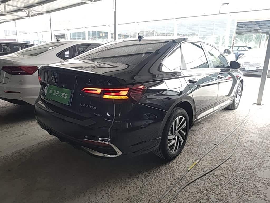 2023 Volkswagen Lavida Black, 48,400 km, China export – photo 7
