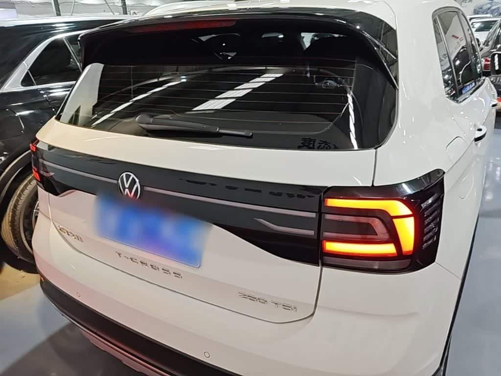 2020 Volkswagen T-Cross White, 44,700 km, China export – photo 6