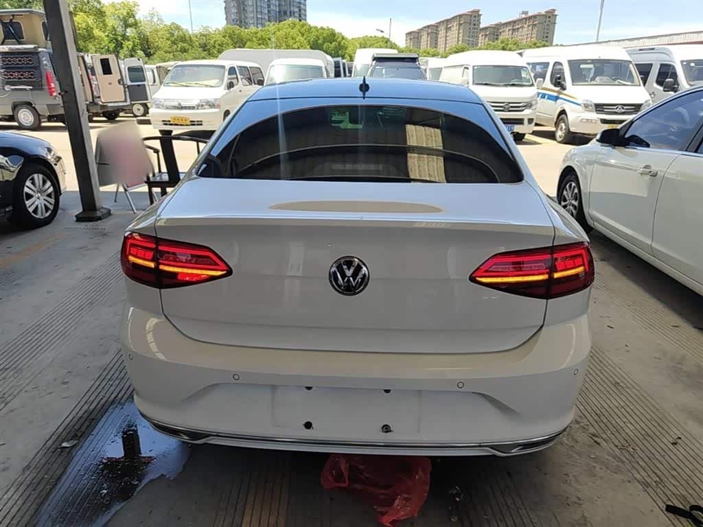 2019 Volkswagen Lamando White, 78,900 km, China export – photo 6