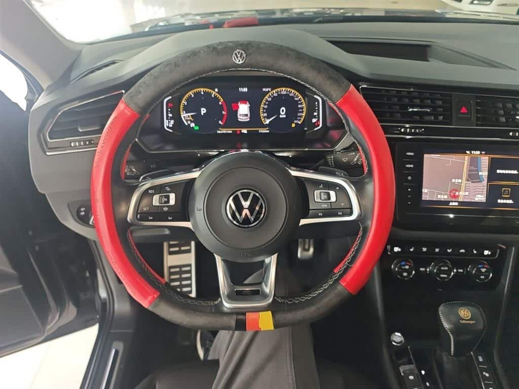 2020 Volkswagen Tiguan L Black, 77,500 km, China export – photo 3
