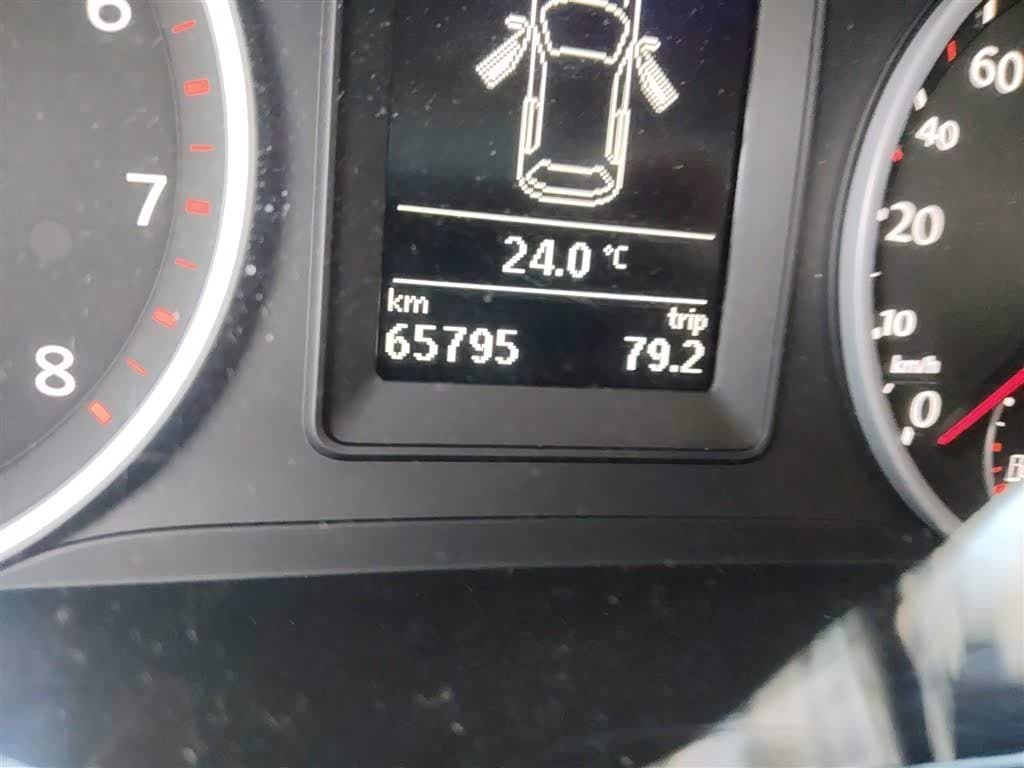 2016 Volkswagen Tiguan White, 65,800 km, China export – photo 5