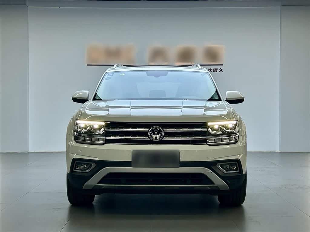 2019 Volkswagen Teramont White, 89,500 km, China export – photo 3